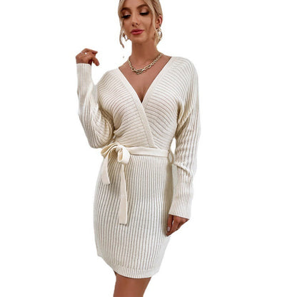 Robe Croisée Ajustée – Raffinement & Confort