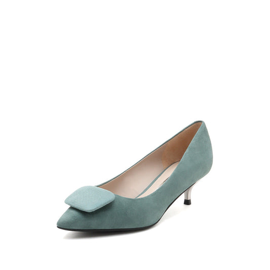 Élégance Pastel – L'Escarpin Douceur & Style